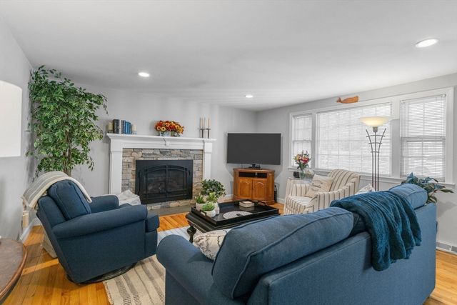 36 Grouse Lane, Barnstable, MA 02601