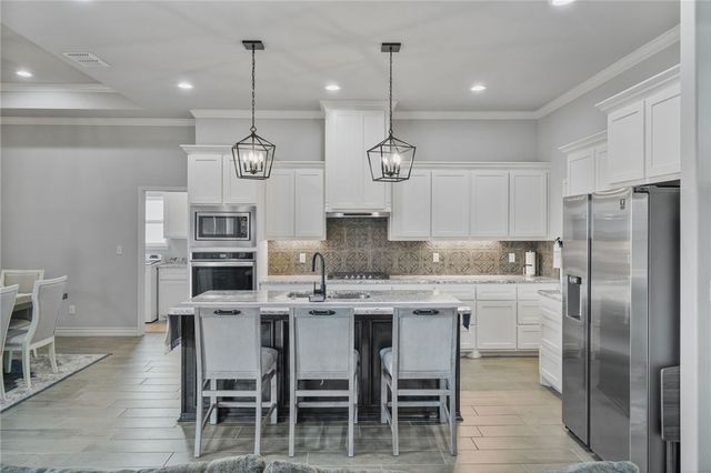 11502 S Creek Dr, Corpus Christi, TX 78410