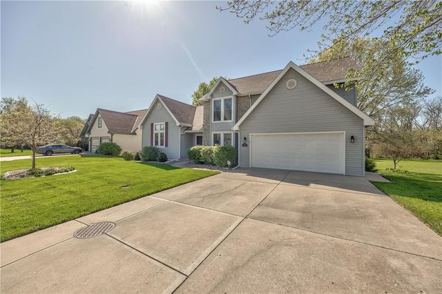 168 Canyon View Drive, Lansing, KS 66043