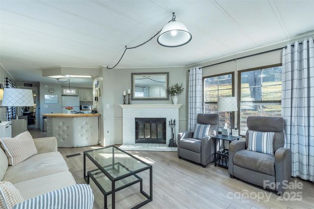 29 Moore Street, Asheville, NC 28804