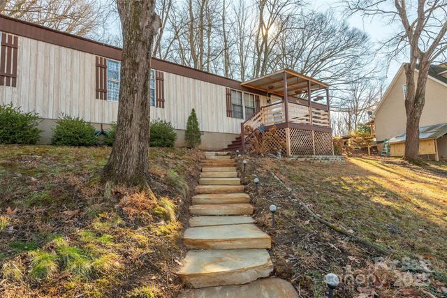 29 Moore Street, Asheville, NC 28804