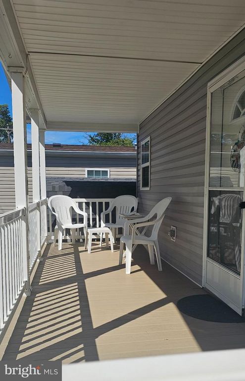 2304 BROWNSVILLE RD #J-15, FEASTERVILLE-TREVOSE, PA 19053 — photo 3
