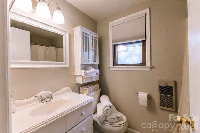919 N Country Club Drive, Cullowhee, NC 28723
