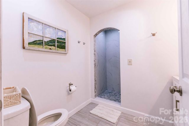 919 N Country Club Drive, Cullowhee, NC 28723