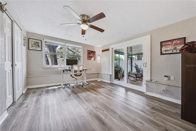 9976 56TH AVENUE N, St Petersburg, FL 33708