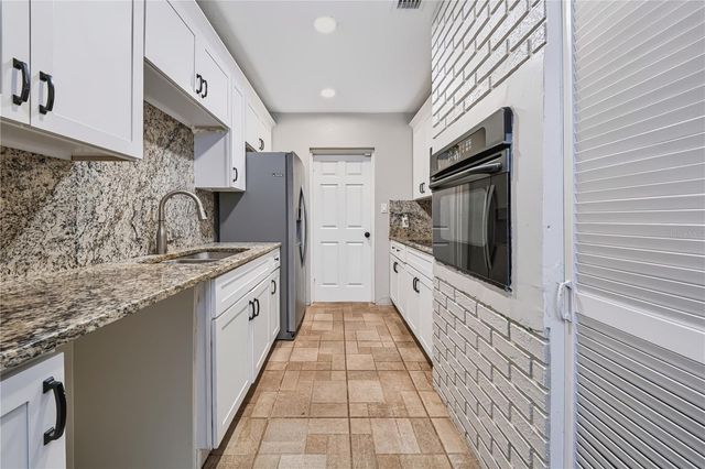 9976 56TH AVENUE N, St Petersburg, FL 33708