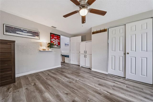 9976 56TH AVENUE N, St Petersburg, FL 33708