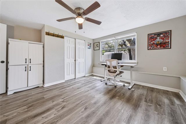 9976 56TH AVENUE N, St Petersburg, FL 33708