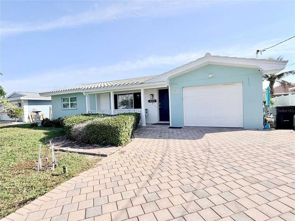 2513 GULF BOULEVARD, Belleair Beach, FL 33786