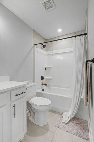 959 Alton Dr, Clarksville, TN 37043