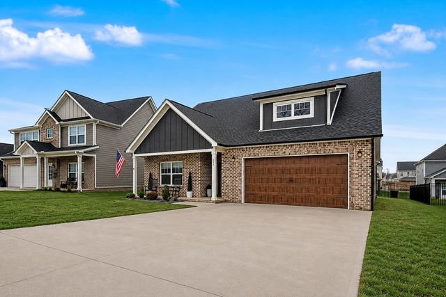 959 Alton Dr, Clarksville, TN 37043