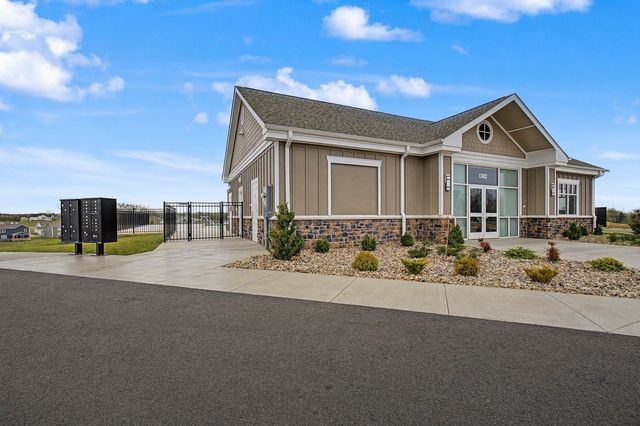 959 Alton Dr, Clarksville, TN 37043