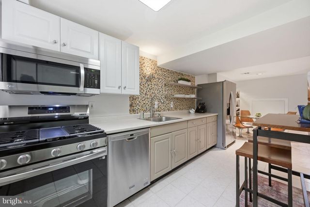 4000 SOUTHEND RD, Rockville, MD 20853