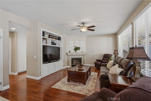 27407 Santa Fe Court, Corona, CA 92883