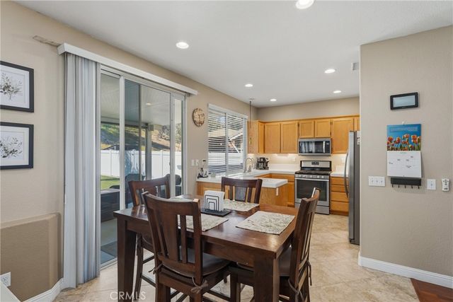 27407 Santa Fe Court, Corona, CA 92883