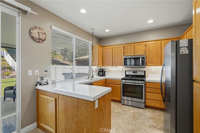 27407 Santa Fe Court, Corona, CA 92883