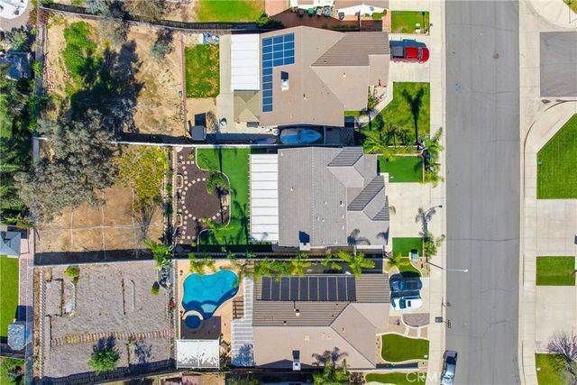 27407 Santa Fe Court, Corona, CA 92883