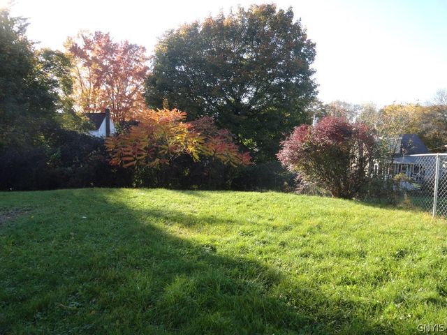 140 Genesee Park Drive, Syracuse, NY 13224