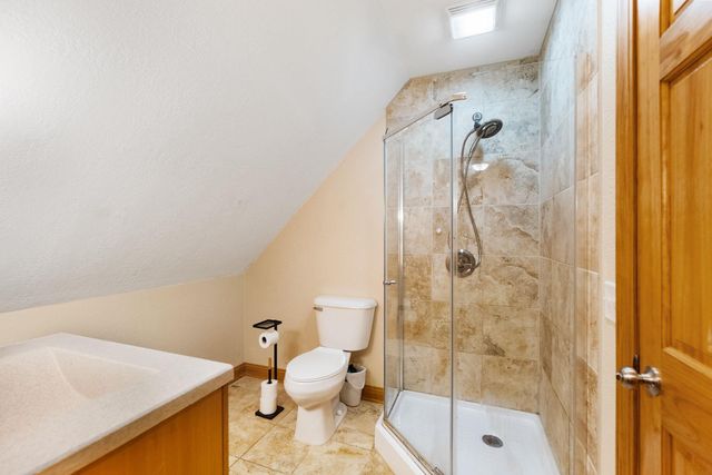 408 1st St., Parkersburg, IA 50665