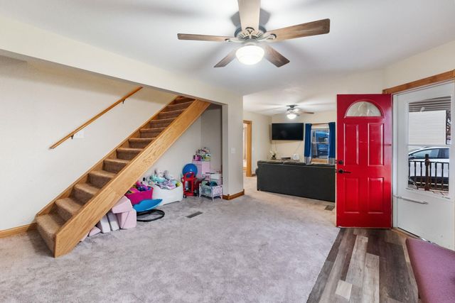 408 1st St., Parkersburg, IA 50665