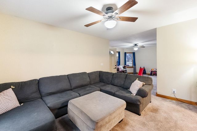 408 1st St., Parkersburg, IA 50665