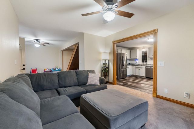 408 1st St., Parkersburg, IA 50665