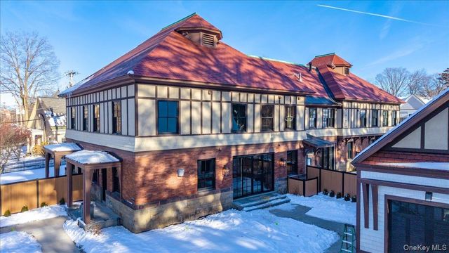 122 Regent Street 3, Call Listing Agent, NY 12866