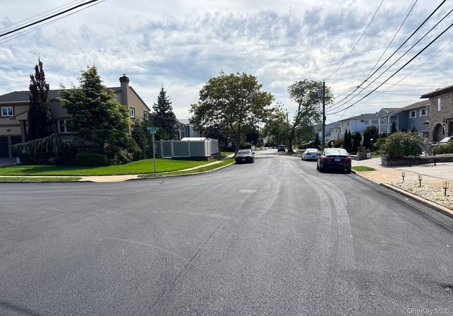 3588 Bertha Drive, Baldwin, NY 11510