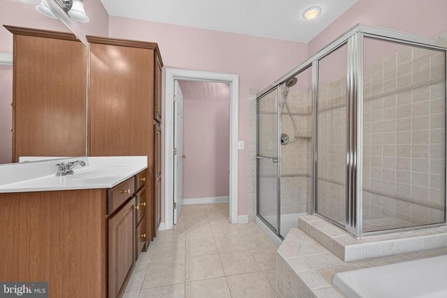 9199 POINT REPLETE DR, Fort Belvoir, VA 22060
