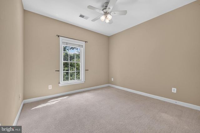 9199 POINT REPLETE DR, Fort Belvoir, VA 22060