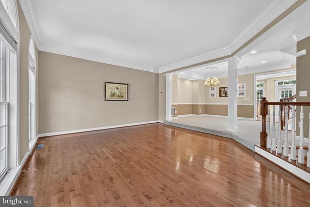9199 POINT REPLETE DR, Fort Belvoir, VA 22060