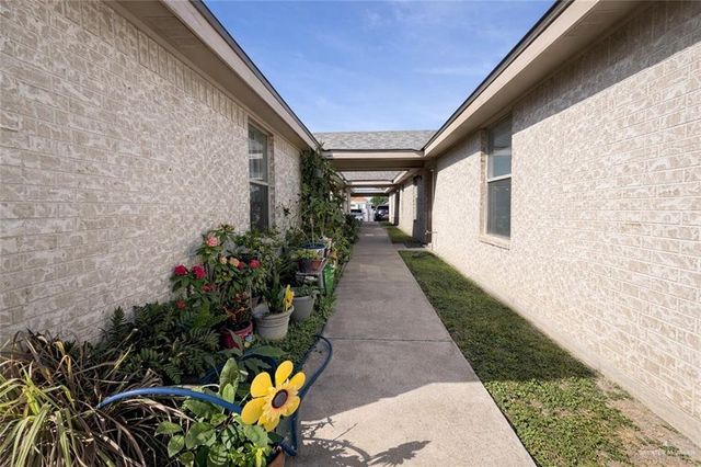 1100 S Palm Drive, Pharr, TX 78577