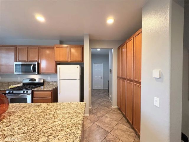 2729 Hornbeam, Palmdale, CA 93551