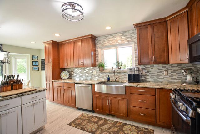 25548 Winding Creek Drive, New Boston, MI 48164