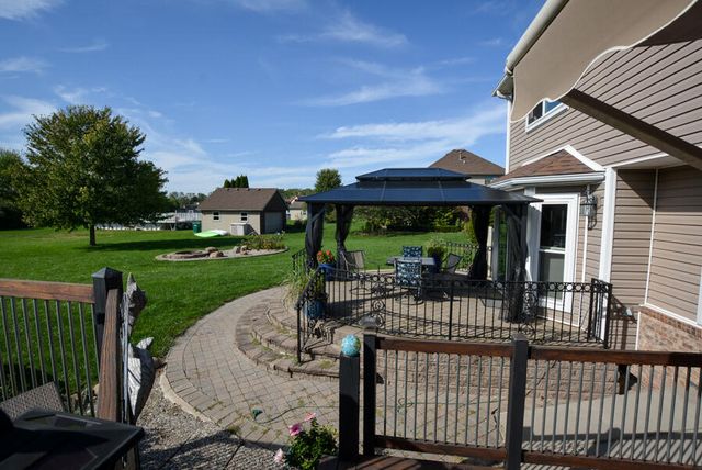25548 Winding Creek Drive, New Boston, MI 48164
