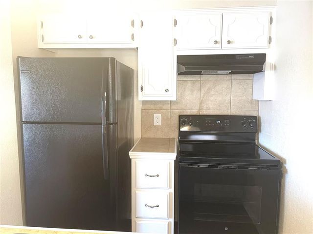 1407 Glen Oaks Court 2, Norman, OK 73071