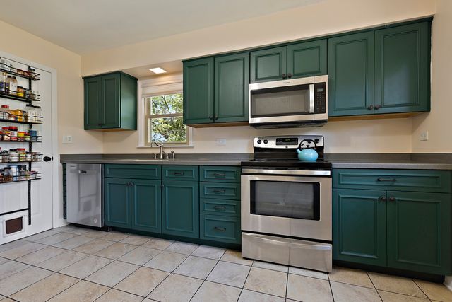 110 Cheri Lane, Antioch, IL 60002