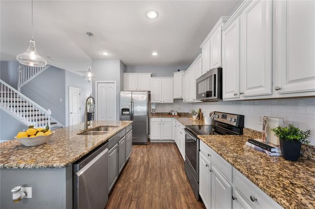 18636 STROMBURY DRIVE, Land O Lakes, FL 34638