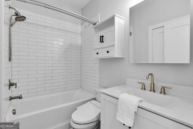 942 spencer Avenue, Atlanta, GA 30318