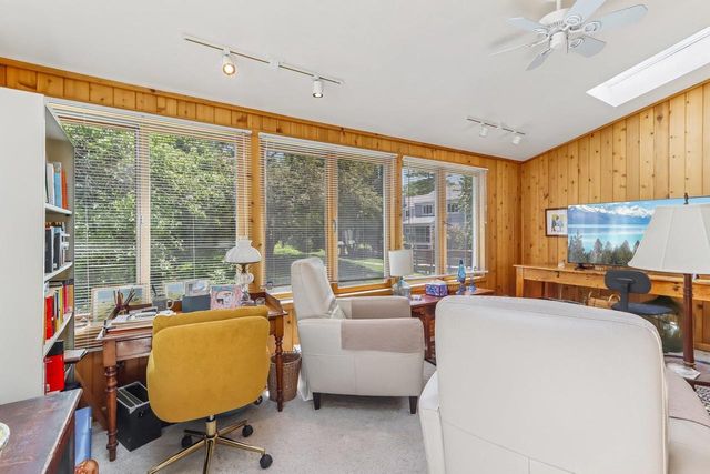 19 Oak Creek Trail, Madison, WI 53717