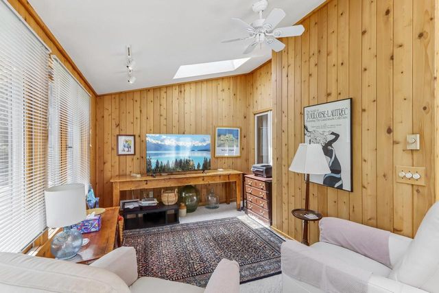 19 Oak Creek Trail, Madison, WI 53717