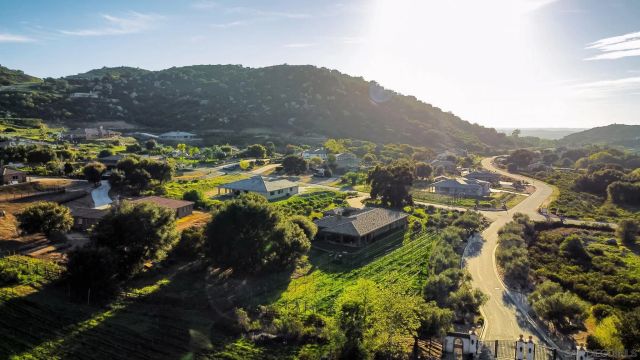 12872 Vineyard Crest Pl 10, Lakeside, CA 92040