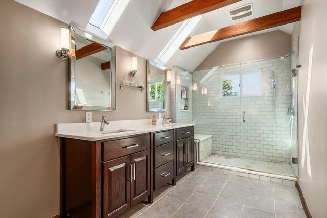 994 W 2nd Avenue, Columbus, OH 43212