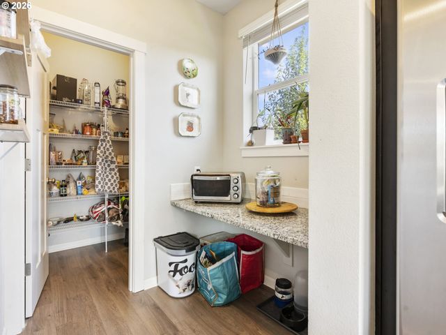 18017 Ne 78TH Way, Vancouver, WA 98682
