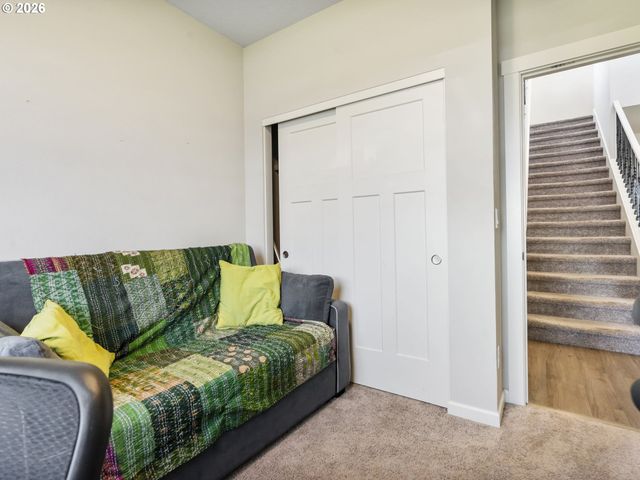 18017 Ne 78TH Way, Vancouver, WA 98682