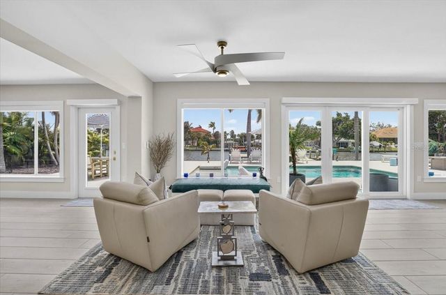208 N POLK DRIVE, Sarasota, FL 34236