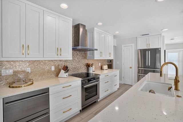 208 N POLK DRIVE, Sarasota, FL 34236