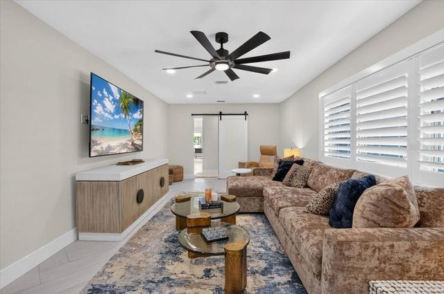 208 N POLK DRIVE, Sarasota, FL 34236