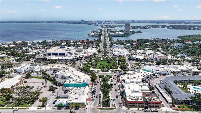 208 N POLK DRIVE, Sarasota, FL 34236