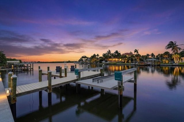 208 N POLK DRIVE, Sarasota, FL 34236